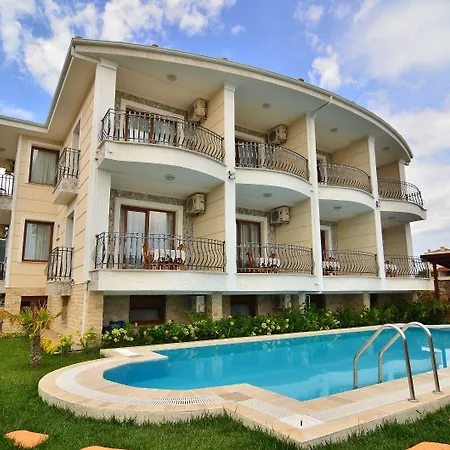 Hotel Cunda Paradise Butik *