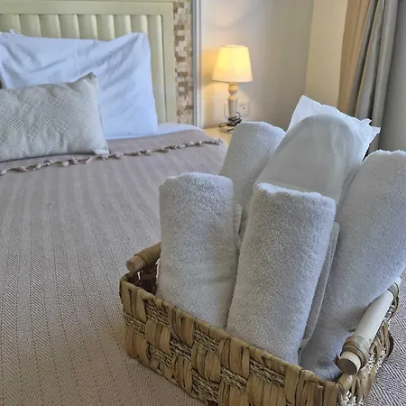 Cunda Paradise Butik Hotel *